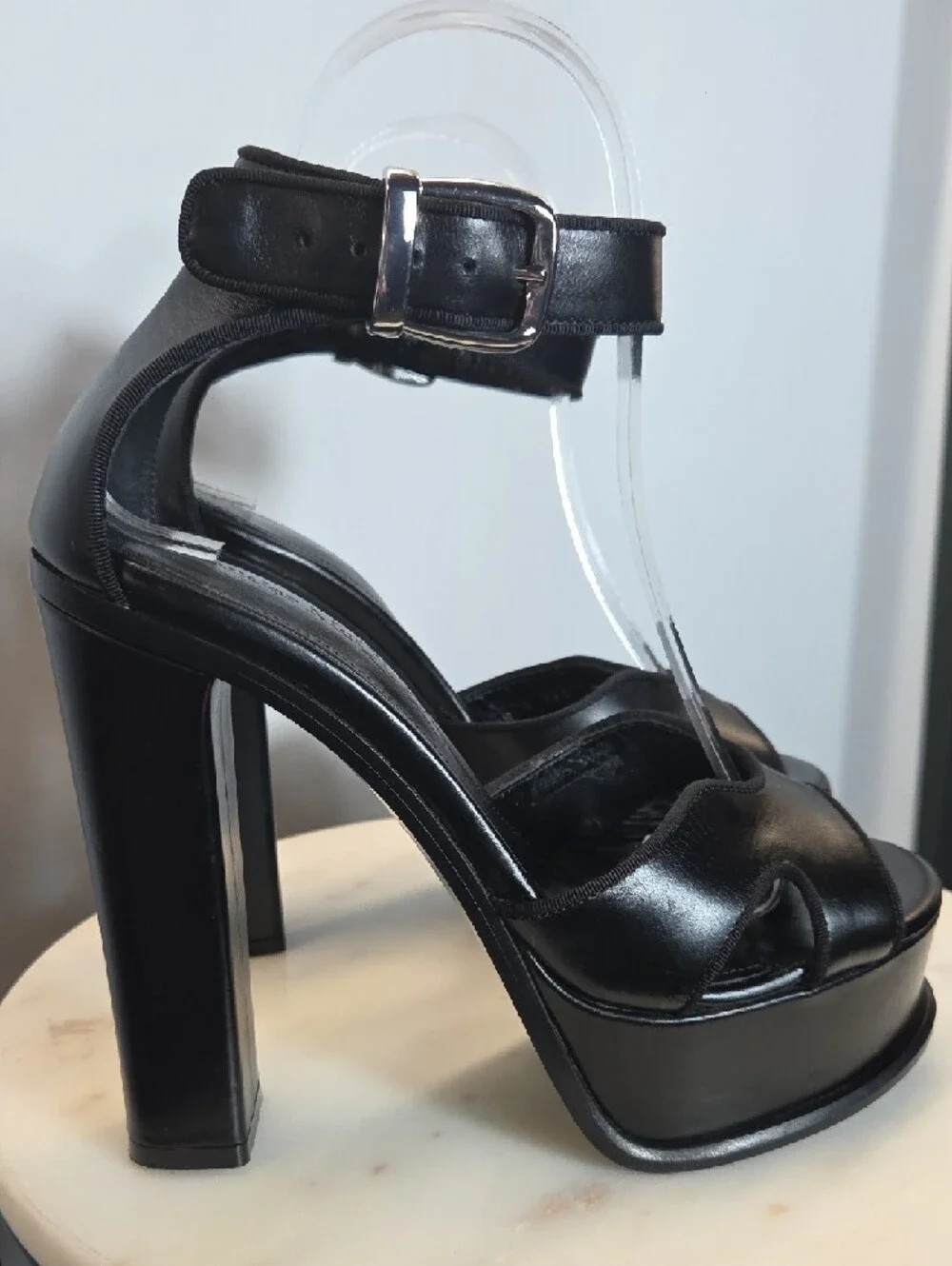 Alexander McQueen very good